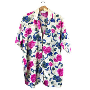 Vintage Cream and Floral Victoria's Secret Sleep Shirt M